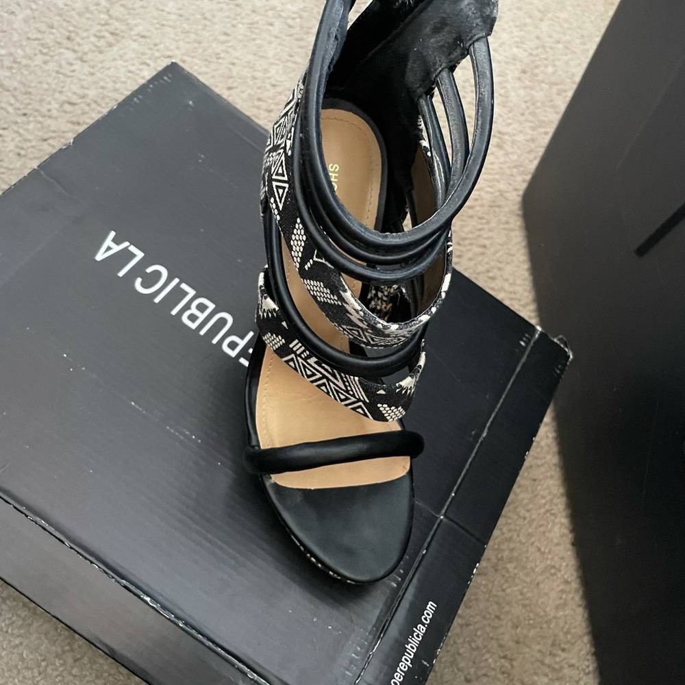 black/tan heels